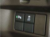 ◆パーキングセンサー◆車庫入れの時などに近くに障害物がある場合、障害物までの距離を音で知らせてくれます。