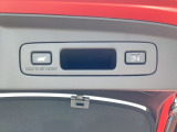 ☆パワーテールゲート(予約クローズ機能付)☆荷物を置いて車から離れると自動で閉扉する機能☆