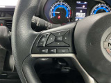 【ステアリングスイッチ】運転中に前方から目線をそらすことなくオーディオ等の操作が可能な便利機能!安心&快適なドライブを演出してくれます。