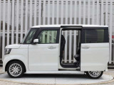 現車確認をご希望の際は、ご希望の日時等を営業スタッフまでご連絡下さい。もちろんお見積りメールでのご連絡もお待ちしております。