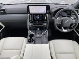 LX 700h 4WD 4WD 本革シート