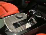 駆け抜ける歓びがキャッチフレーズのBMWですが、アイドリングストップ機能や電動パワステ等により、燃費、環境性能の向上にも貢献しています。