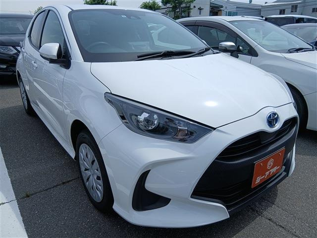 ヤリス 1.5 ハイブリッド X E-Four 4WD