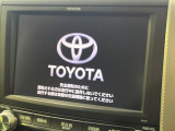【メーカー純正ナビ】インテリアに溶け込むスタイリッシュな「専用設計」メーカーナビを装備♪視認性や操作性など基本性能にも優れ、より上質なカーライフをお楽しみいただけます。