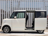 現車確認をご希望の際は、ご希望の日時等を営業スタッフまでご連絡下さい。もちろんお見積りメールでのご連絡もお待ちしております。