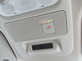SOSコール 走行中の緊急時(病気や事故、あおり運転など)にボタンひとつでオペレーターに接続!救急や警察への連絡をサポートいたします。※使用にはお申し込みが必要です、詳しくはスタッフまで
