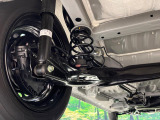 お車を安心してお乗りいただく為には、足回りの定期点検が欠かせません。サービスサポート(有償保証)では無料点検もご提供しており、安心のカーライフをお過ごしいただけるサポート体制が整っています。