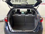 大きな間口と地上高が低いのが特徴です!お荷物の出し入れが簡単ですよ!