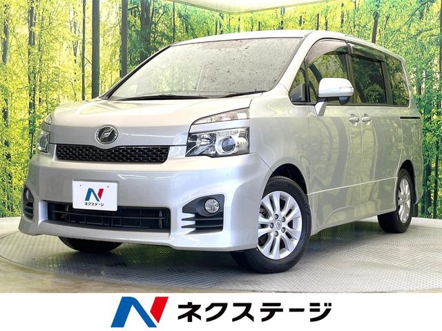 ヴォクシー 2.0 ZS 
