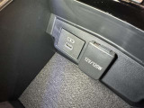 シガーソケット用の充電器が使用可能です!
