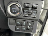 左右のパわスライドドアの開閉が運転席でできます。
