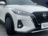 明るくスタイリッシュなLEDヘッドライト☆LEDフォグランプも装備した迫力あるフロントです♪