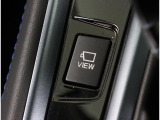 ナビ画面でも写真のスイッチでも走行中にカメラ切り替えが可能!狭い場所や見通しの悪い交差点など運転のサポート機能も装備!