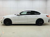 BMW・MINIの新車・中古車の販売はもちろん、下取り、買取も強化をしております。国産車での下取りなども行っておりますので、是非お問合せくださいませ。