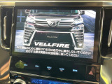 【大画面ナビ】人気の大型10インチナビを装備。存在感のある大画面はインパクト大!ナビ利用時のマップ表示は見やすく、テレビやDVDは臨場感がアップ!いつものドライブがグッと楽しくなります♪