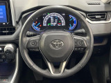 【ステアリングスイッチ】運転中、前方から目線をそらすことなく、オーディオ等の操作が可能な便利機能!安心&快適なドライブを演出してくれます♪