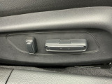 電動シート付きです!快適なポジションに合わせやすく大変便利です!