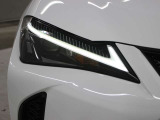 LEDヘッドランプには「オートマチックハイビームシステム」を搭載。夜間走行時にハイビームで走行可能と判断した場合、ロービームとハイビームを自動的に切り替え、前方視界確保をアシストします。