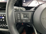 【ステアリングスイッチ】運転中に前方から目線をそらすことなくオーディオ等の操作が可能な便利機能!安心&快適なドライブを演出してくれます。