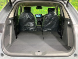 後席を格納すると、これだけの広さが!シーンに合わせたシートアレンジで、大きな荷物も積むことが出来ます♪