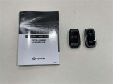 【キーレス】少し離れた場所からでもボタン一つでドアの開錠・施錠ができるのでとっても便利!