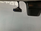いくら安全運転をしていても、事故に巻き込まれることもあります。万が一の時に証拠として使えるドライブレコーダーがついてます♪