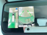 【全方位カメラ】後ろだけではなく、車全体の様子が確認できるので死角が大幅に減少します!駐車が苦手な方にも心強い機能です♪