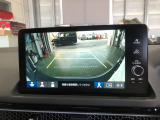 【バックカメラ】駐車時に安心のバックカメラが装備されています!