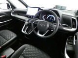 【運転席】運転席周りの画像です。プロの手で隅々までクリーニングしています。ご来店いただき実際に見てみてくださいね☆