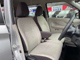 ひじ掛けが付いて運転が楽です