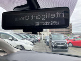 インテリジェントルームミラーは車両後方の状況を映像で映し出してくれます!後席に人が乗っていて見づらい時や荷物で後ろが見えない時も安心です!