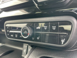 冷えが気になる方にもうれしい、運転席&助手席シートヒーター。