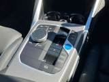 ドライバー目線の操作パネルは使い勝手がとても良くBMWでしか感じることのできません是非ご体験してみてください★