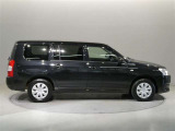 「中古車ハイブリッド保証」付き。ハイブリッド機構を無償で保証します。保証期間は、初度登録年月から10年目まで、またはロングラン保証が終わってから3年間。ただし累計走行距離が20万km以内です。