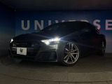 ●LEDハイビームが多数独立で存在し、ハイビーム時に対向車や前方を走る車の部分をロービームに切り替えが可能!!シーケンシャルウインカーも装備!!