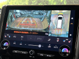 【パノラミックビューモニター】専用のカメラにより、上から見下ろしたような視点で360度クルマの周囲を確認することができます☆死角部分も確認しやすく、狭い場所での切り返しや駐車もスムーズに行えます。