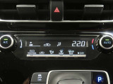 設定で室内温度を一定に保つオートエアコン。