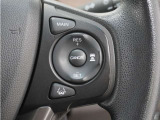 ◆アダプティブクルーズコントロール◆予め設定した車速内でクルマが自動的に加減速。前走車との適切な車間距離を維持しながら追従走行します。【LKAS】車線維持支援システムでステアリング操作を支援。