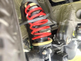 お車を安心してお乗りいただく為には、足回りの定期点検が欠かせません。サービスサポート(有償保証)では無料点検もご提供しており、安心のカーライフをお過ごしいただけるサポート体制が整っています。