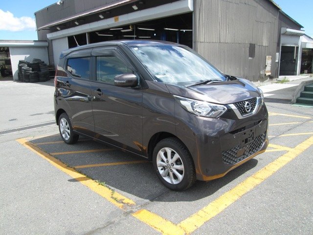 デイズ X 4WD
