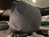 視認性が高い純正ミラーを採用しております。安全に運転が出来る様、一つ一つの部品に拘っているのがメルセデス・ベンツです。