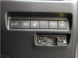 高速道路の料金所をスムーズに通過できるETC車載器♪※別途セットアップ料金を申し受けます。
