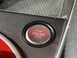 ●Start/Stop●ブレーキを踏みボタンを長押しするだけで、キーの抜き差しなく簡単にエンジンをかける事が出来ます。