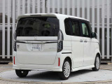 お支払いはホンダクレジットをご利用ください。運転免許所をご持参いただければ審査が可能です。また月々のお支払金額を抑えられるなど、メリットがいっぱいの据え置きクレジットもご用意しております。