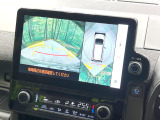 【パノラミックビューモニター】専用のカメラにより、上から見下ろしたような視点で360度クルマの周囲を確認することができます☆死角部分も確認しやすく、狭い場所での切り返しや駐車もスムーズに行えます。