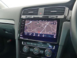 純正オプションである&rdquo;Discover Pro&rdquo;9.2インチの大画面で、車両を総合的に管理するインフォテイメントシステムです。Carplayも対応しております