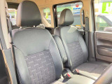 【フロントシート】運転席は必ず使用する部分ですので、座り心地が重要です★ぜひ一度ご体感下さい★