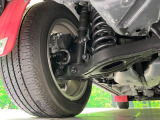 お車を安心してお乗りいただく為には、足回りの定期点検が欠かせません。サービスサポート(有償保証)では無料点検もご提供しており、安心のカーライフをお過ごしいただけるサポート体制が整っています。