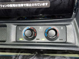 シートヒーター付きです。寒い日も快適なドライブが楽しめます♪