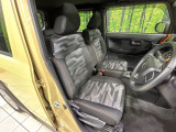 運転席シート廻りは使用感も少なく、良好な状態となっています。丁寧に使われていたことがよくわかりますね。